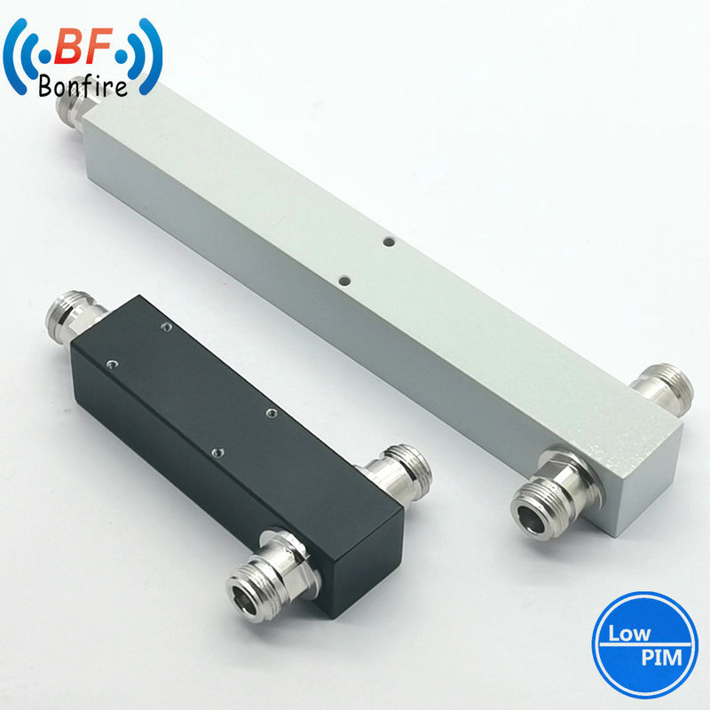 698-4000MHz 300 N Connecteur de type féminin 2 voies Cavité ronde Splitter de puissance RF en gris