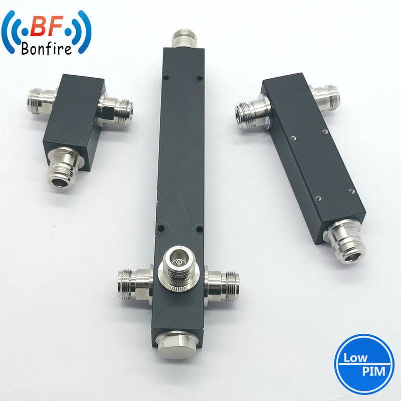 Maniron bas Pim 200W 698-3800MHz 2 voies RF Power Splitter avec DIN féminin IP65