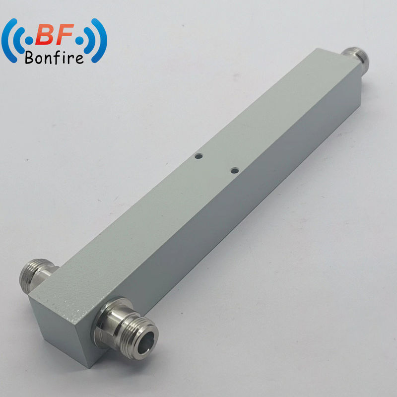 Intérieur/extérieur IP65 Maniron GFQ-698-3800MHz bas Pim -160dbc Cavité RF Power Splitter Diviseur à 2 voies