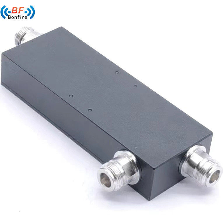 Accouplement directionnel de l'air N-F de 350 à 3800 MHz 5 dB 6 dB 7 dB 10 dB pour la communication sans fil