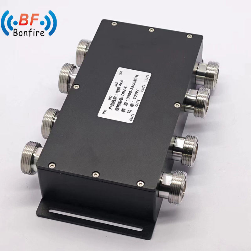 Combinaison hybride de couplage à basse puissance de 300 W -155 dBc 2 en 2 pour l'interface 4.3-10-F/DIN-F/N-F