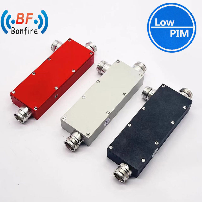 Accouplement directionnel à faible perte d'insertion de 300 W 2,3 dB avec accouplement 5 dB 698-3800 MHz