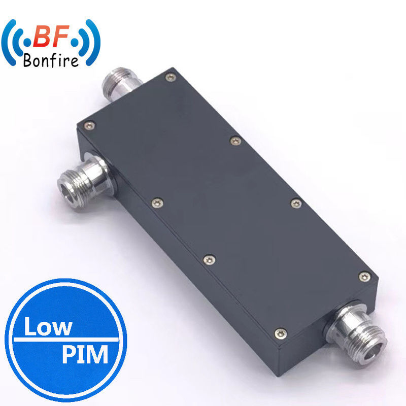 Accouplement directionnel à faible perte d'insertion de 300 W 698MHz-3800MHz 15dB 30dB Accouplement RF