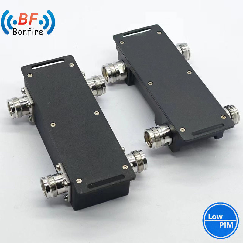 698-3800MHz 2X2 Coupler de combinaison hybride -155dBc RF à basse fréquence Pim avec Voir le tableau ci-dessous