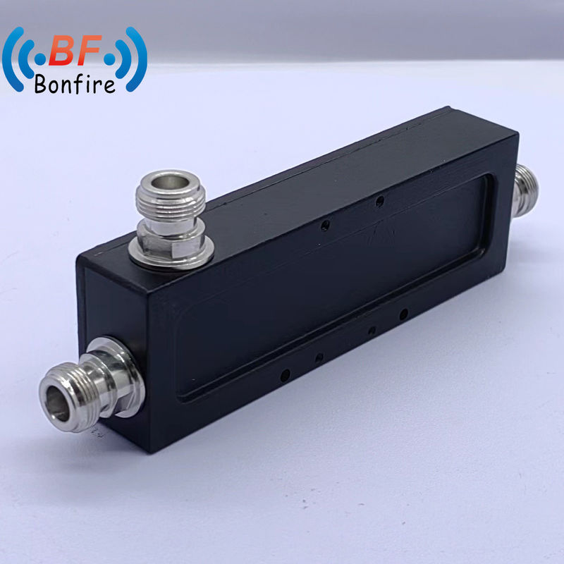 698-2700MHz coupleur RF 8dB pour DAS/IBS taille du paquet 10.00cm * 20.00cm * 10.00cm