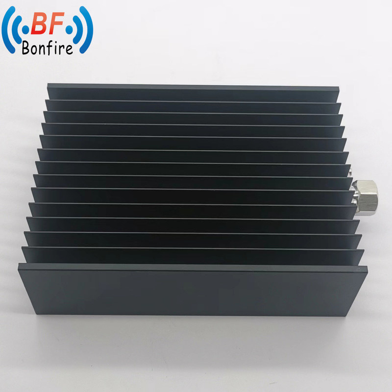 Charge factice Micro-ondes 10W 350-6000MHz Nex10 Charge de terminaison RF mâle avec taille compacte