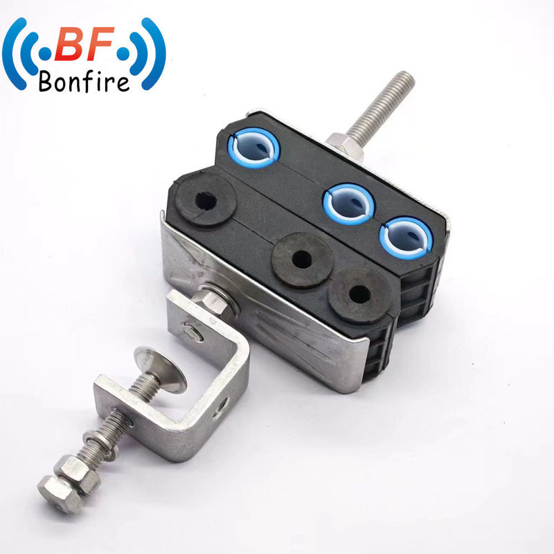 4.5-6mm 2* 7-22mm Three Saddles Hook Type Cable Feeder Clamp pour les projets de construction
