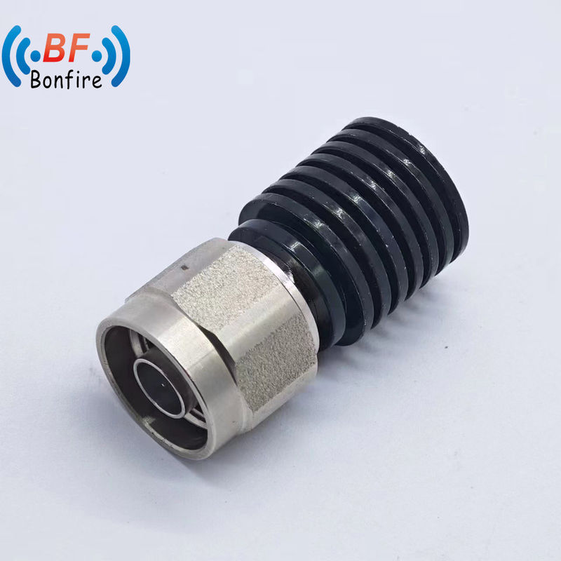 L'interface d'alimentation du terminal RF N-M