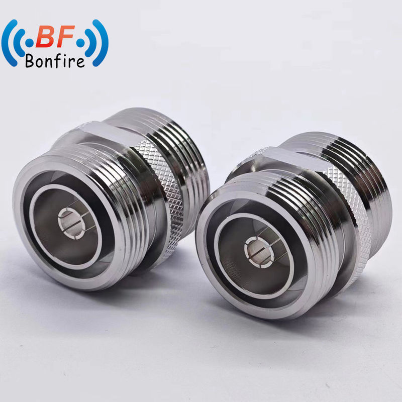 Adaptateur RF -155dbc DC-4GHz basse tension avec taux d'étanchéité IP 67 N-M à N-M type droit